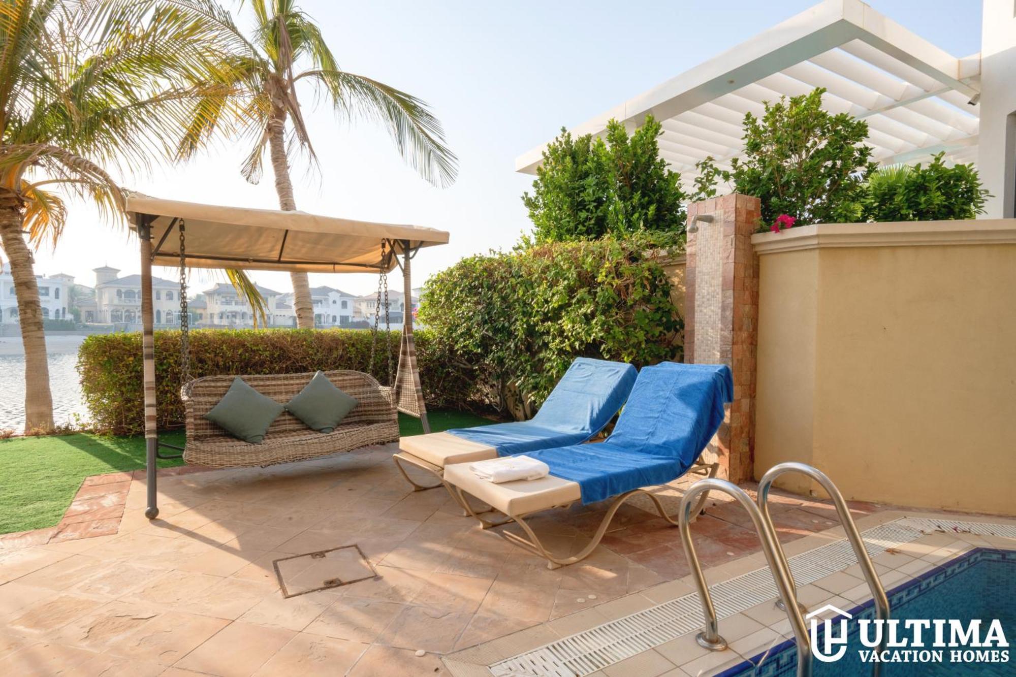 Elegantly Furnished 6br Beachfront Palm Jumeirah Villa *