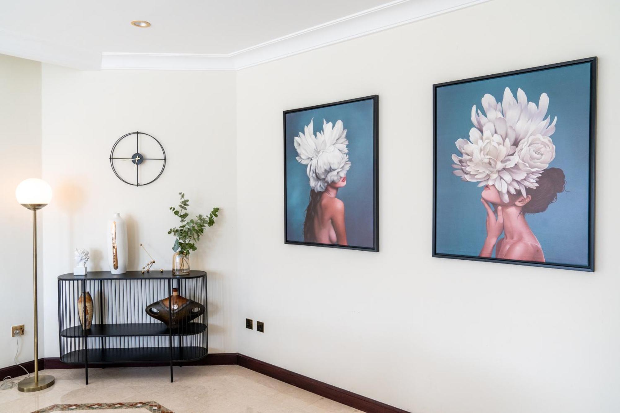 Villa Elegantly Furnished 6br Beachfront Palm Jumeirah